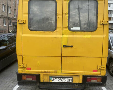 Желтый Мерседес T2, объемом двигателя 4 л и пробегом 391 тыс. км за 4500 $, фото 3 на Automoto.ua