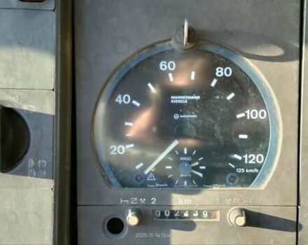 Желтый Мерседес T2, объемом двигателя 6 л и пробегом 3 тыс. км за 9250 $, фото 11 на Automoto.ua