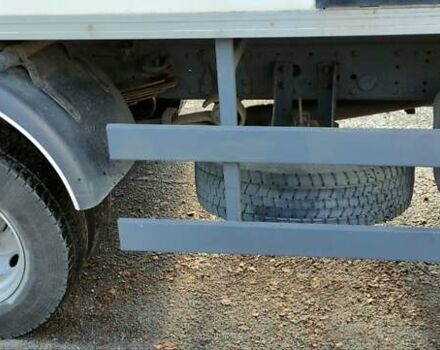 Желтый Мерседес T2, объемом двигателя 6 л и пробегом 3 тыс. км за 9250 $, фото 7 на Automoto.ua