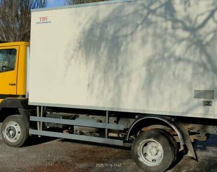 Желтый Мерседес T2, объемом двигателя 6 л и пробегом 3 тыс. км за 9250 $, фото 2 на Automoto.ua