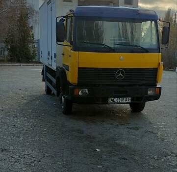 Желтый Мерседес T2, объемом двигателя 6 л и пробегом 3 тыс. км за 9250 $, фото 10 на Automoto.ua