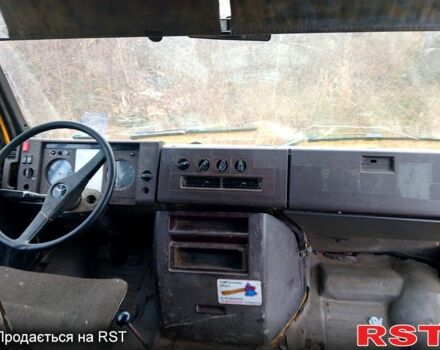 Желтый Мерседес T2, объемом двигателя 2.9 л и пробегом 500 тыс. км за 1700 $, фото 5 на Automoto.ua