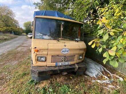 Желтый Мерседес T2, объемом двигателя 3.78 л и пробегом 200 тыс. км за 2000 $, фото 1 на Automoto.ua