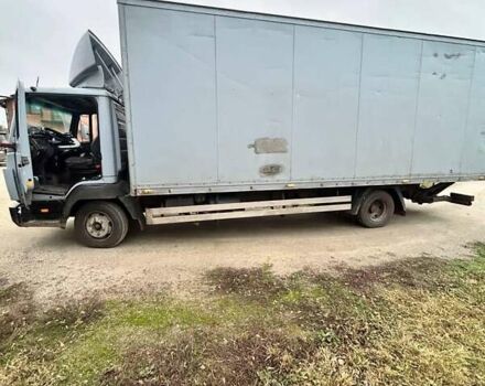 Серый Мерседес T2, объемом двигателя 4.2 л и пробегом 4 тыс. км за 8500 $, фото 3 на Automoto.ua