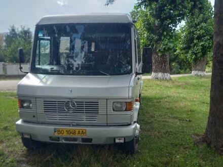 Серый Мерседес T2, объемом двигателя 3.97 л и пробегом 550 тыс. км за 3500 $, фото 1 на Automoto.ua