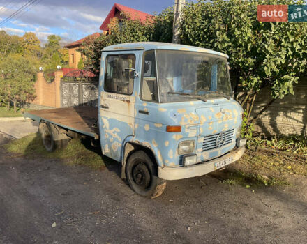 Синий Мерседес T2, объемом двигателя 0 л и пробегом 300 тыс. км за 3500 $, фото 1 на Automoto.ua