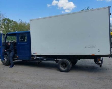 Синій Мерседес T2, об'ємом двигуна 3.97 л та пробігом 307 тис. км за 9500 $, фото 16 на Automoto.ua
