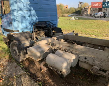 Мерседес T2 1995 в Буске на Automoto.ua Синий Мерседес T2, объемом двигателя 3.97 л и пробегом 62 тыс. км за 10000 $, фото 14 на Automoto.ua