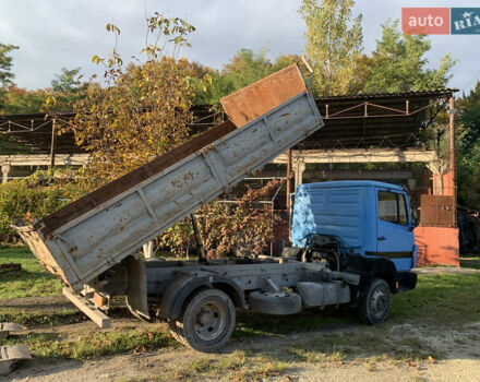 Мерседес T2 1995 в Буске на Automoto.ua Синий Мерседес T2, объемом двигателя 3.97 л и пробегом 62 тыс. км за 10000 $, фото 10 на Automoto.ua