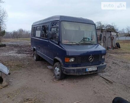 Синий Мерседес T2, объемом двигателя 3.97 л и пробегом 444 тыс. км за 3500 $, фото 4 на Automoto.ua