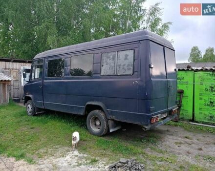Синий Мерседес T2, объемом двигателя 3.97 л и пробегом 444 тыс. км за 3500 $, фото 9 на Automoto.ua