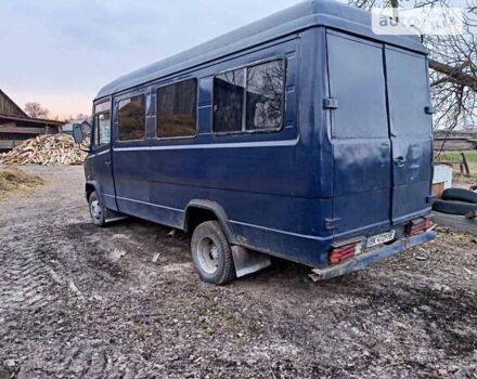 Синий Мерседес T2, объемом двигателя 3.97 л и пробегом 444 тыс. км за 3500 $, фото 1 на Automoto.ua