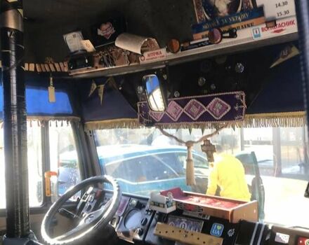 Синій Мерседес T2, об'ємом двигуна 4 л та пробігом 6 тис. км за 4500 $, фото 6 на Automoto.ua