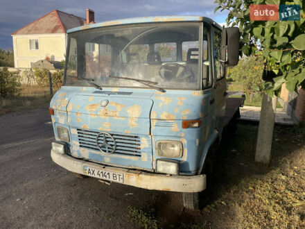 Синий Мерседес T2, объемом двигателя 0 л и пробегом 300 тыс. км за 3500 $, фото 1 на Automoto.ua