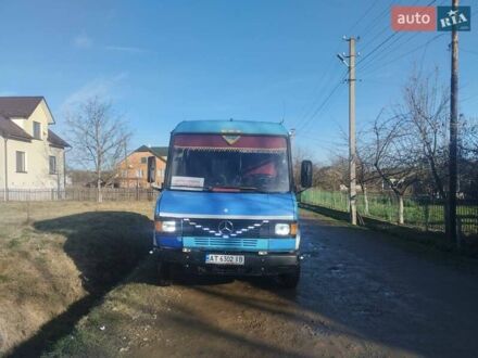 Синій Мерседес T2, об'ємом двигуна 3.97 л та пробігом 200 тис. км за 3800 $, фото 1 на Automoto.ua
