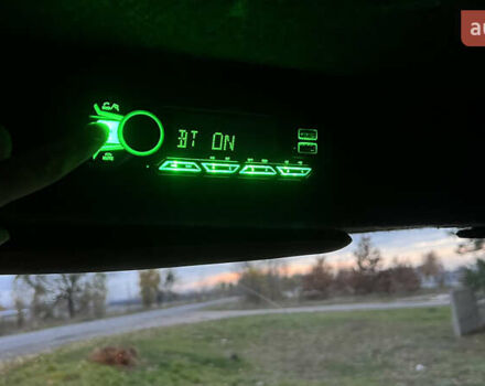 Зеленый Мерседес T2, объемом двигателя 4 л и пробегом 719 тыс. км за 10700 $, фото 14 на Automoto.ua