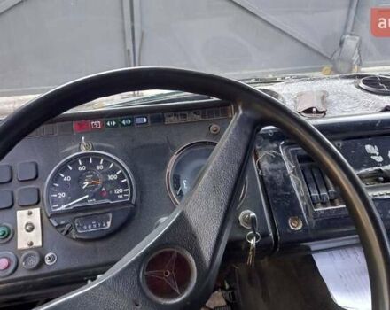 Зеленый Мерседес T2, объемом двигателя 3.7 л и пробегом 500 тыс. км за 2200 $, фото 2 на Automoto.ua