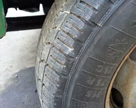 Зеленый Мерседес T2, объемом двигателя 3.7 л и пробегом 500 тыс. км за 2200 $, фото 4 на Automoto.ua