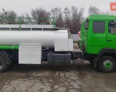 Зелений Мерседес T2, об'ємом двигуна 3.97 л та пробігом 500 тис. км за 18999 $, фото 8 на Automoto.ua