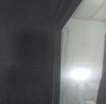 Зелений Мерседес T2, об'ємом двигуна 4 л та пробігом 740 тис. км за 12500 $, фото 14 на Automoto.ua