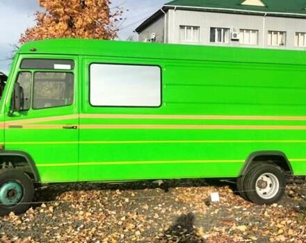 Зелений Мерседес T2, об'ємом двигуна 4 л та пробігом 740 тис. км за 12500 $, фото 9 на Automoto.ua