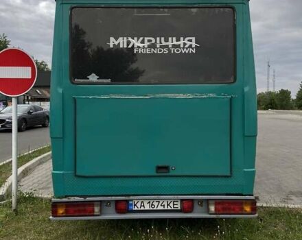 Зеленый Мерседес T2, объемом двигателя 3.9 л и пробегом 700 тыс. км за 8000 $, фото 4 на Automoto.ua