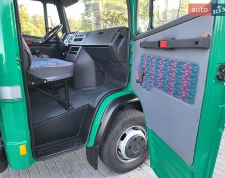 Зелений Мерседес T2, об'ємом двигуна 3.97 л та пробігом 136 тис. км за 22400 $, фото 11 на Automoto.ua