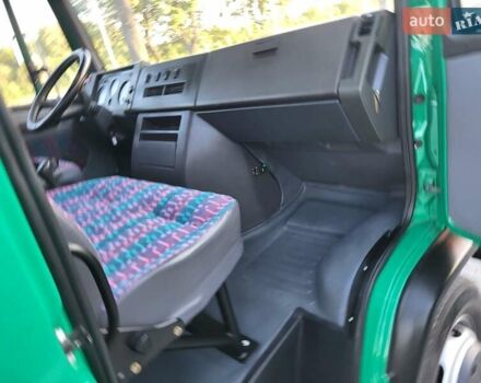 Зелений Мерседес T2, об'ємом двигуна 3.97 л та пробігом 136 тис. км за 22400 $, фото 12 на Automoto.ua