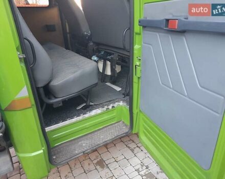 Зеленый Мерседес T2, объемом двигателя 3.97 л и пробегом 1 тыс. км за 28500 $, фото 29 на Automoto.ua