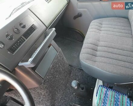 Зеленый Мерседес T2, объемом двигателя 3.97 л и пробегом 1 тыс. км за 28500 $, фото 24 на Automoto.ua