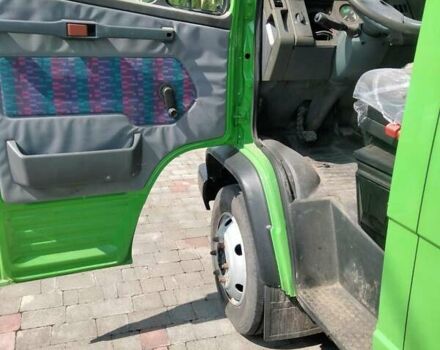 Зеленый Мерседес T2, объемом двигателя 4 л и пробегом 350 тыс. км за 15500 $, фото 11 на Automoto.ua