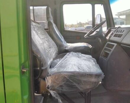 Зеленый Мерседес T2, объемом двигателя 4 л и пробегом 350 тыс. км за 15500 $, фото 2 на Automoto.ua