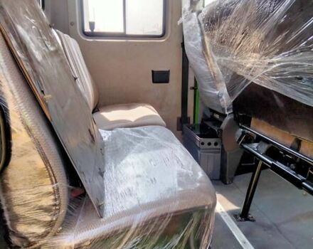 Зеленый Мерседес T2, объемом двигателя 4 л и пробегом 350 тыс. км за 15500 $, фото 10 на Automoto.ua