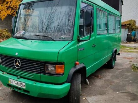 Мерседес T2 1994 у Києві на Automoto.ua Зелений Мерседес T2, об'ємом двигуна 0 л та пробігом 500 тис. км за 3800 $, фото 1 на Automoto.ua