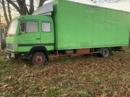 Зеленый Мерседес T2, объемом двигателя 0 л и пробегом 450 тыс. км за 7700 $, фото 1 на Automoto.ua