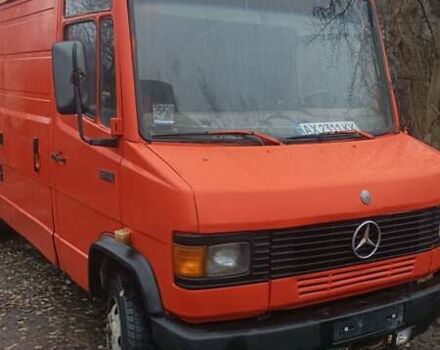 Оранжевый Мерседес T2, объемом двигателя 3.97 л и пробегом 4 тыс. км за 4500 $, фото 1 на Automoto.ua