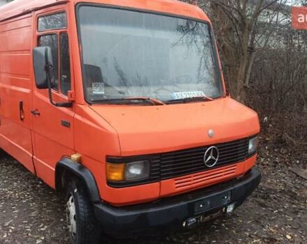 Оранжевый Мерседес T2, объемом двигателя 3.97 л и пробегом 4 тыс. км за 4500 $, фото 2 на Automoto.ua