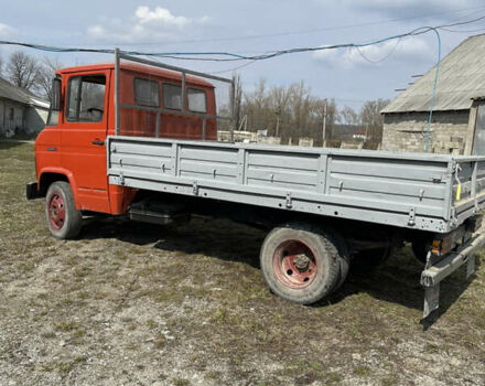 Оранжевый Мерседес T2, объемом двигателя 3.76 л и пробегом 358 тыс. км за 4500 $, фото 3 на Automoto.ua