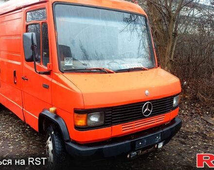 Помаранчевий Мерседес T2, об'ємом двигуна 4 л та пробігом 400 тис. км за 4500 $, фото 1 на Automoto.ua