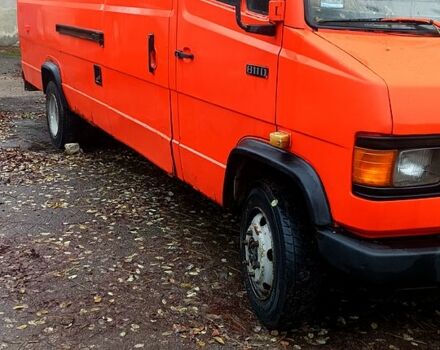 Помаранчевий Мерседес T2, об'ємом двигуна 4 л та пробігом 400 тис. км за 4500 $, фото 7 на Automoto.ua