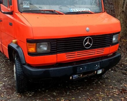 Помаранчевий Мерседес T2, об'ємом двигуна 4 л та пробігом 400 тис. км за 4500 $, фото 8 на Automoto.ua