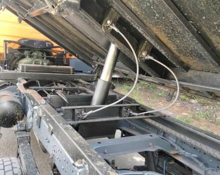 Помаранчевий Мерседес T2, об'ємом двигуна 5.96 л та пробігом 370 тис. км за 17500 $, фото 4 на Automoto.ua