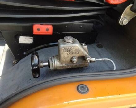 Помаранчевий Мерседес T2, об'ємом двигуна 5.96 л та пробігом 370 тис. км за 17500 $, фото 1 на Automoto.ua