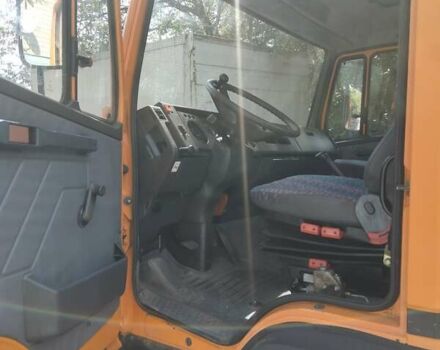 Помаранчевий Мерседес T2, об'ємом двигуна 5.96 л та пробігом 370 тис. км за 17500 $, фото 6 на Automoto.ua