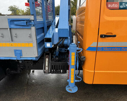 Мерседес T2 1996 в Бердичеве на Automoto.ua Оранжевый Мерседес T2, объемом двигателя 4 л и пробегом 100 тыс. км за 32000 $, фото 9 на Automoto.ua