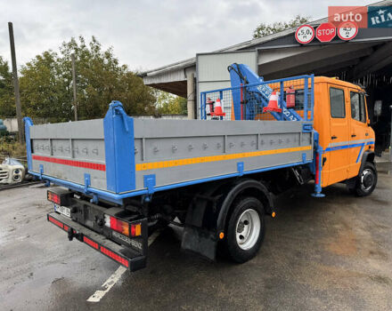 Мерседес T2 1996 в Бердичеве на Automoto.ua Оранжевый Мерседес T2, объемом двигателя 4 л и пробегом 100 тыс. км за 32000 $, фото 7 на Automoto.ua