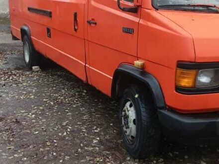 Оранжевый Мерседес T2, объемом двигателя 3.97 л и пробегом 4 тыс. км за 4500 $, фото 1 на Automoto.ua