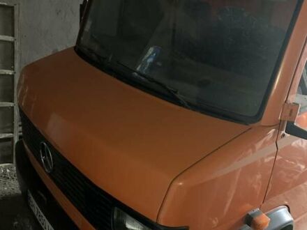 Мерседес T2 1995 в Татарбунары на Automoto.ua Оранжевый Мерседес T2, объемом двигателя 4 л и пробегом 400 тыс. км за 11000 $, фото 1 на Automoto.ua