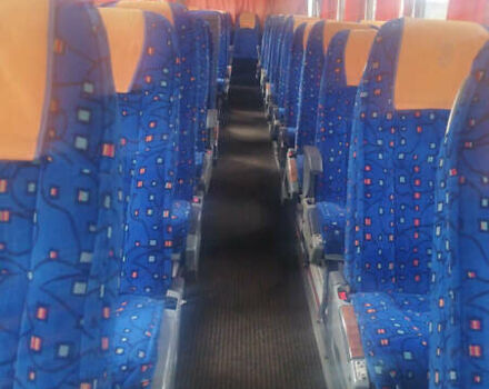 Белый Мерседес Туризмо, объемом двигателя 14.2 л и пробегом 450 тыс. км за 13000 $, фото 8 на Automoto.ua