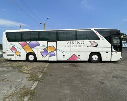 Белый Мерседес Туризмо, объемом двигателя 14.17 л и пробегом 700 тыс. км за 12500 $, фото 2 на Automoto.ua